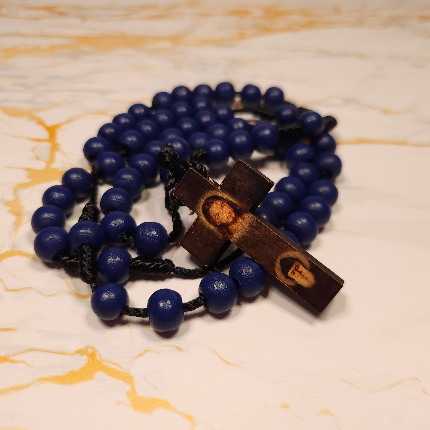 Saint Charbel wood rosary (Blue)